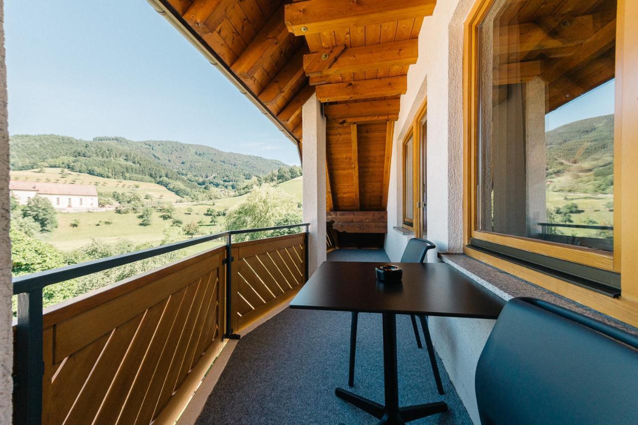 Moderne 2 Zi.-Fewo Blackforest Art Naehe Freiburg Simonswald Εξωτερικό φωτογραφία